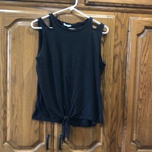 Black cold shoulder tie front tank